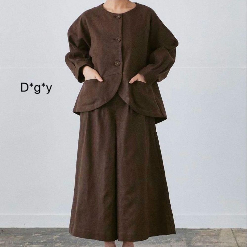 Brown Button-Up Jacket And Pants Set - image 1